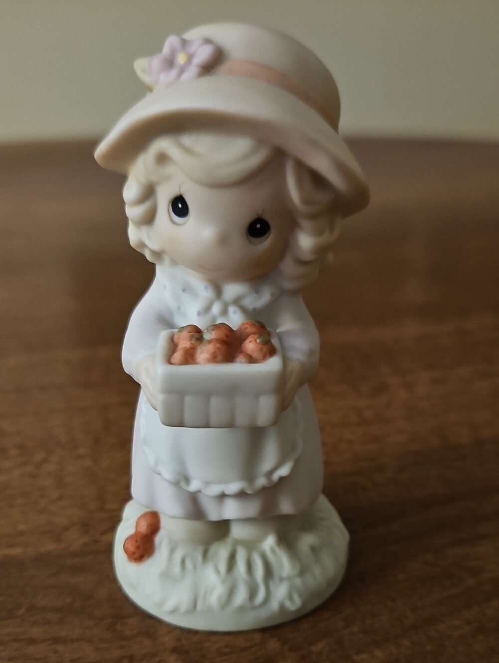 Precious Moments You're The Berry Best Figurine 139513 Vintage 1996